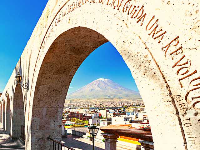 Tours 4 Arequipa City Tour and Santa Catalina Monastery 1/2 day